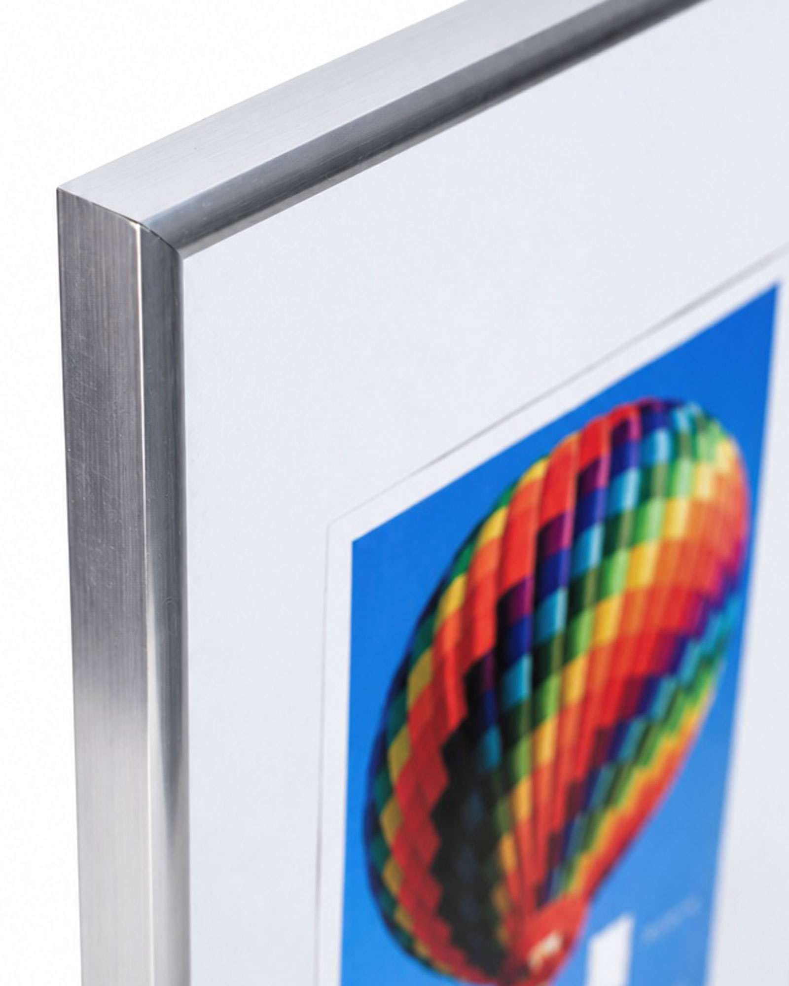 New Lifestyle Kunststoff Bilderrahmen Kunststoffrahmen Bildhalter Bildträger - Farbe: Silber | Format: 30x40
