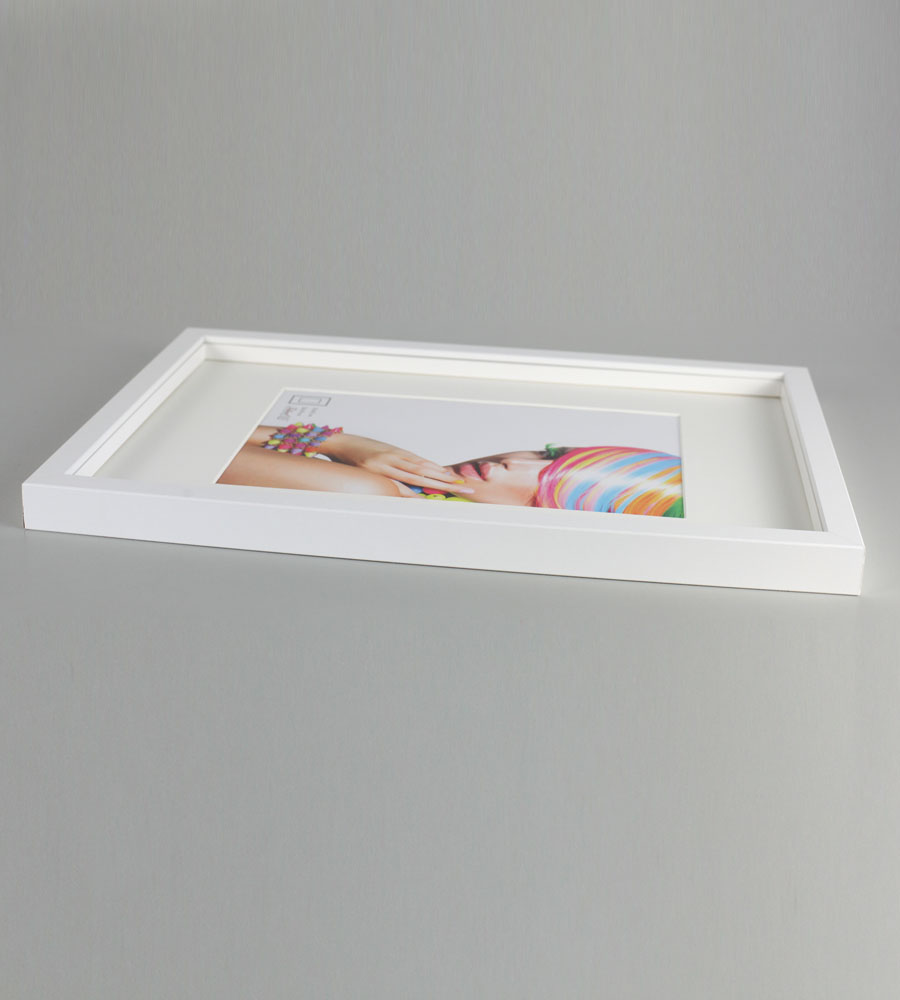 3D Objektrahmen Bilderrahmen mit Passepartout & gehärtetem Glas Holz MDF Rahmen Foto Poster - Farbe: Weiß | Format: 30x45