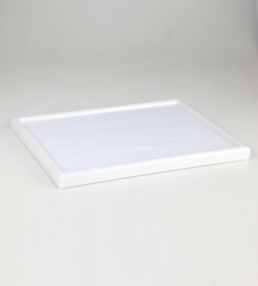 Classic Leichter Kunststoffbilderrahmen mit Acrylglas Schutz ohne Kompromisse BD - Farbe: Weiß | Format: 21x29,7 DIN A4